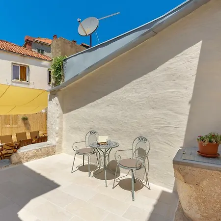 Βίλα Hedera Estate, Hedera Iv