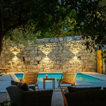 Βίλα Hedera Estate, Hedera Iv