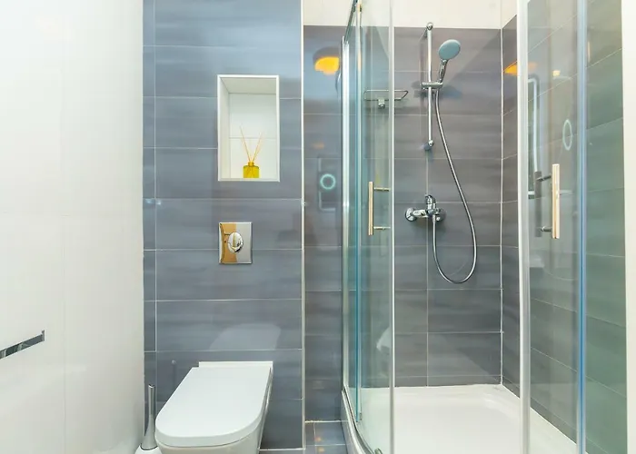 Hedera Estate, Hedera Iv *