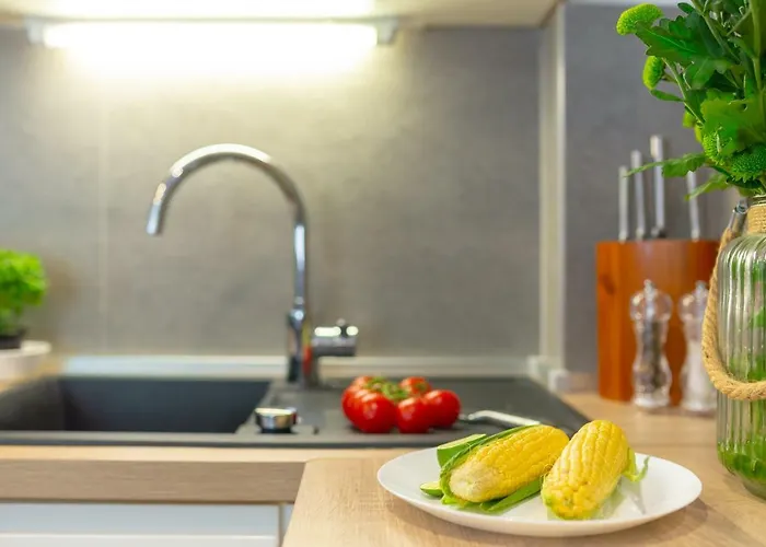 Hedera Estate, Hedera Iv