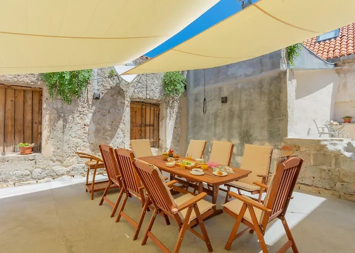 Hedera Estate, Hedera Iv Dubrovnik