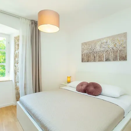 Hedera Estate, Hedera Iv Villa