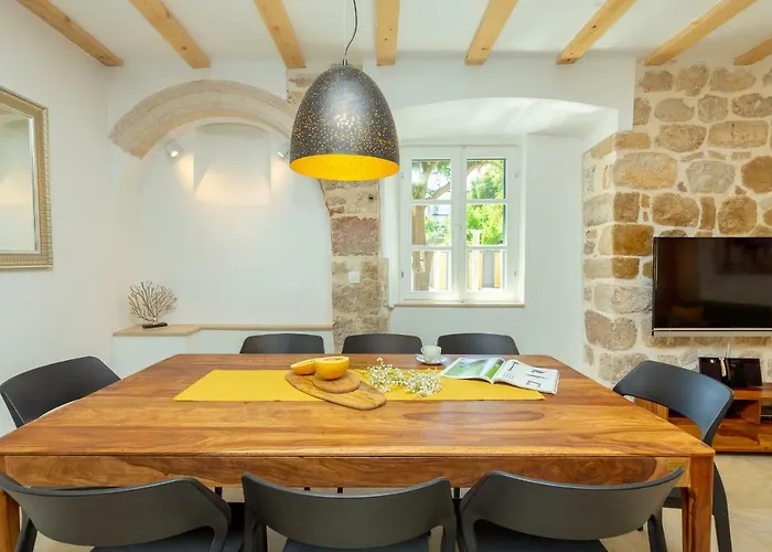 Hedera Estate, Hedera Iv * Dubrovník