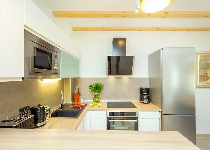 Vila Hedera Estate, Hedera Iv