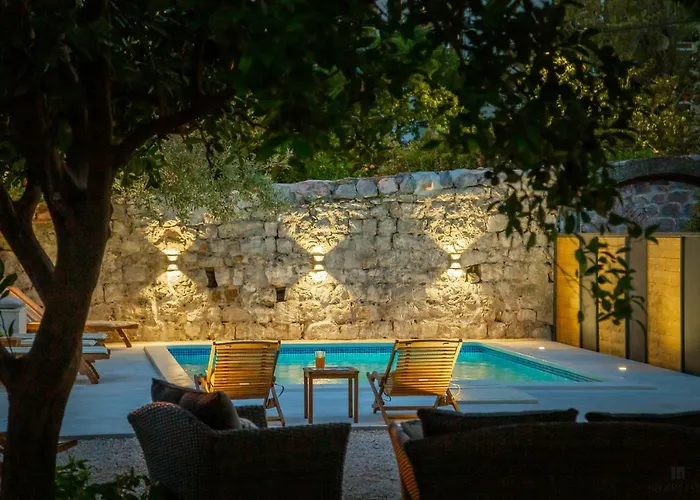 Vila Hedera Estate, Hedera Iv